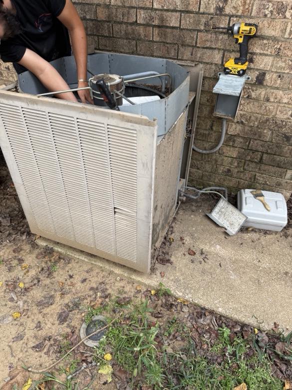 Condenser unit service
